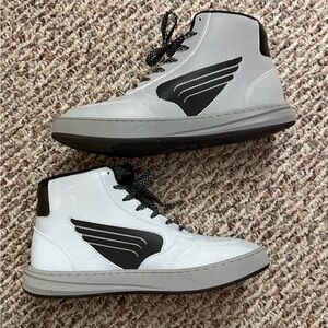 TYR DLTA-1High Trainer - Reflective Silver